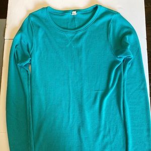Under armor fleece long sleeve